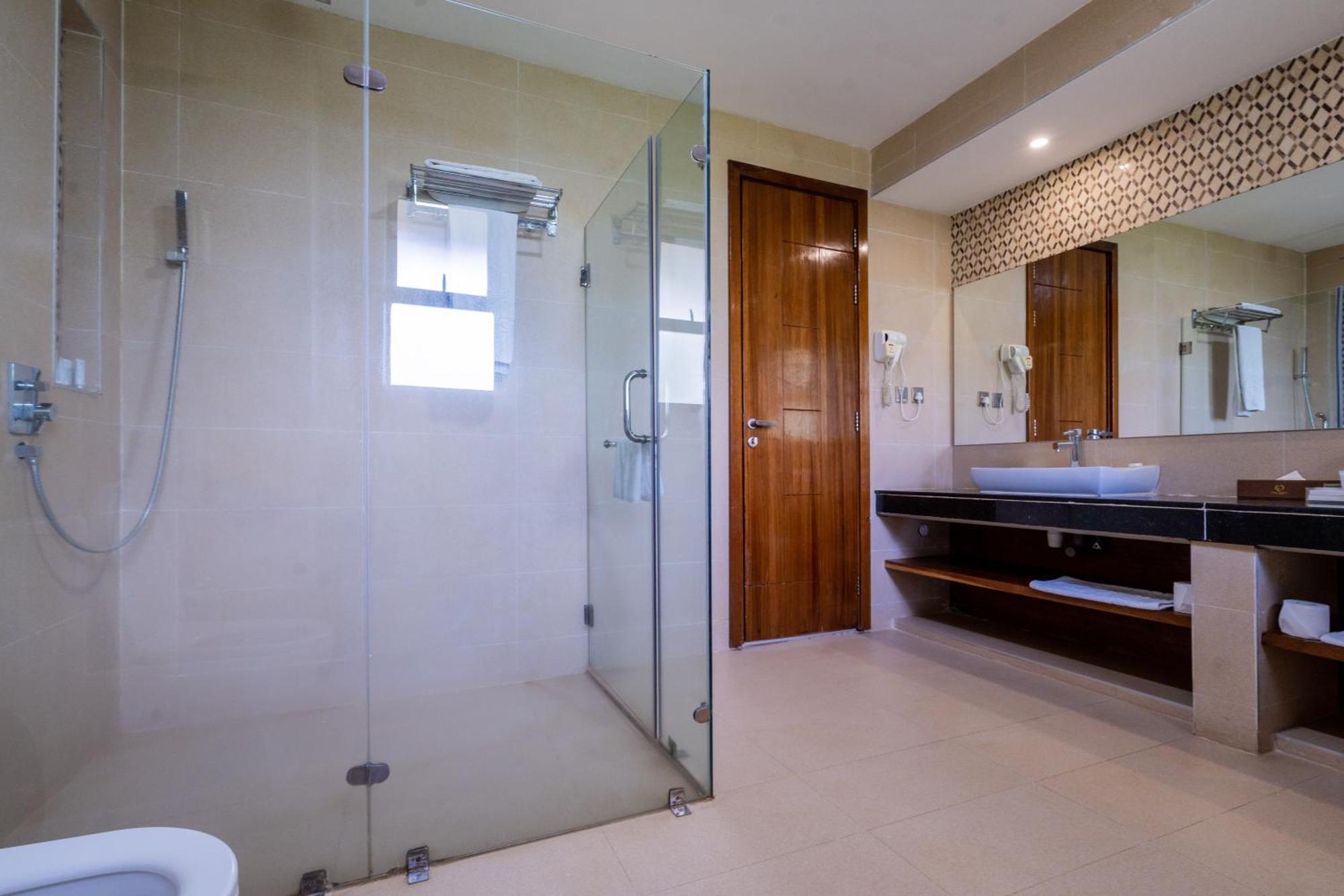 Ciala Resort Hotels In Kisumu Esterno foto